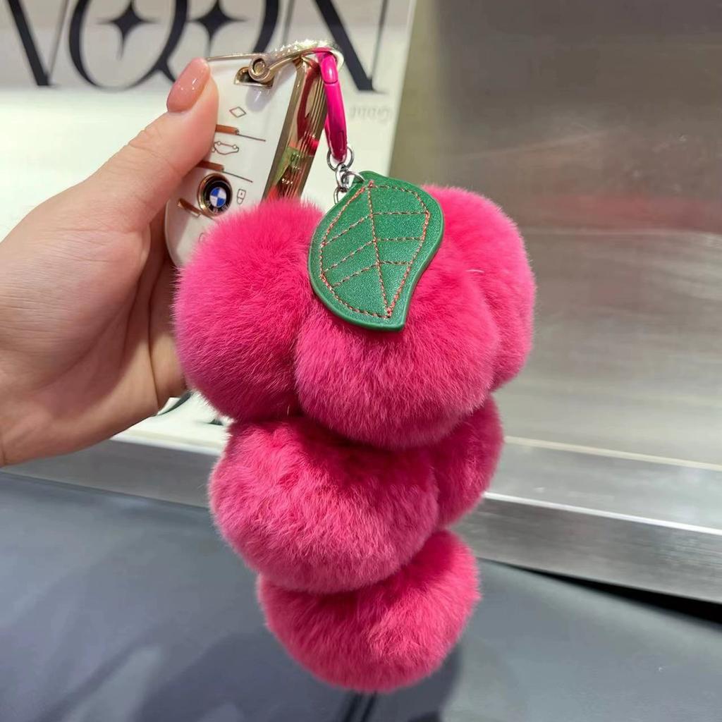 Super Lila~ Echtes Rexkaninchenfell Traube Schlüsselanhänger Anhänger ins Niedlicher Pompon Taschenanhänger