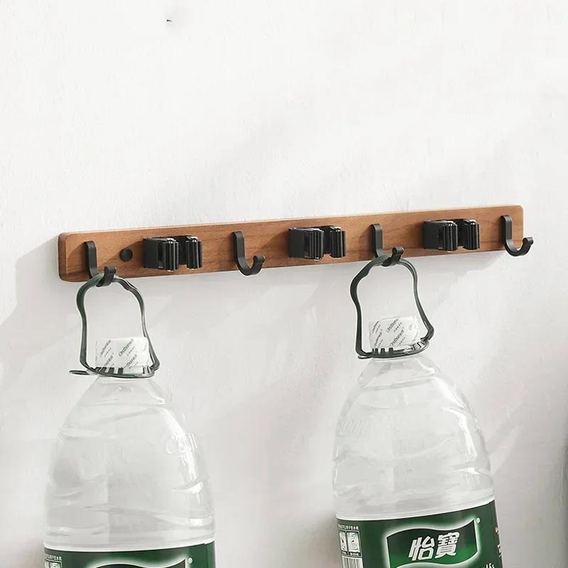 Dřevěný držák na koště a mop Stojan na ukládání mopů Nástěnný organizér pro domácnost, garáž, koupelnu, kuchyň Protiskluzové háčky na organizér mopů