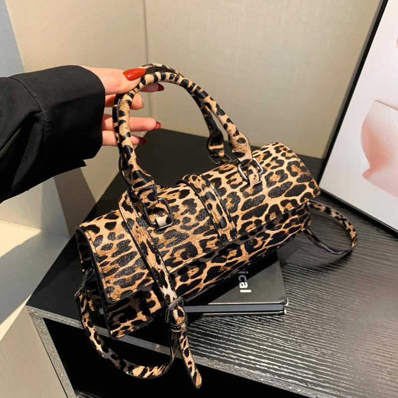 Bags Messenger Bag Women 2025 New Bag Korean Version Fashion Leopard Print Ins Messenger Portable Shoulder Small Square Bag Pu