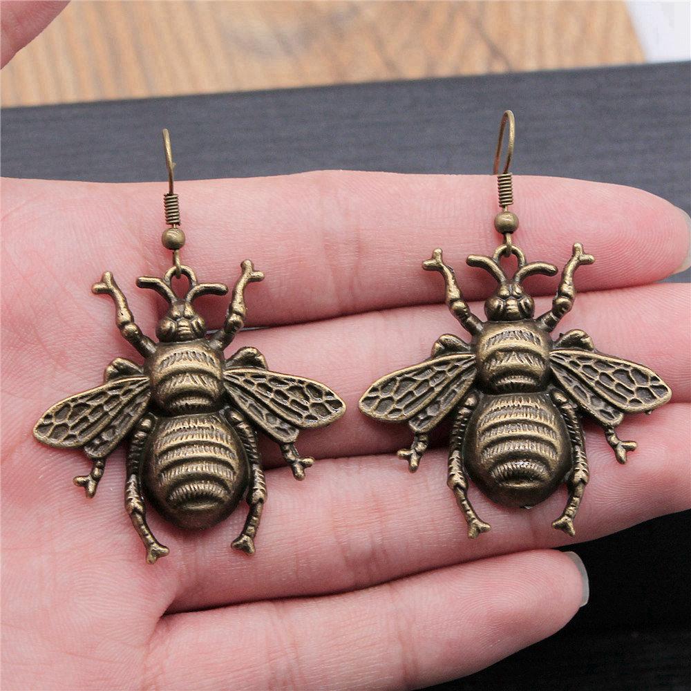 Hängeohrring Biene Wabe Minimalistische Schmuckkomponenten Ohrringgröße 18x19mm QE004