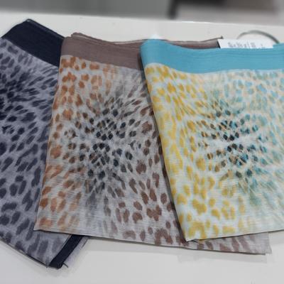 Mcode Russell's Delicate Leopard-print Spring Scarf