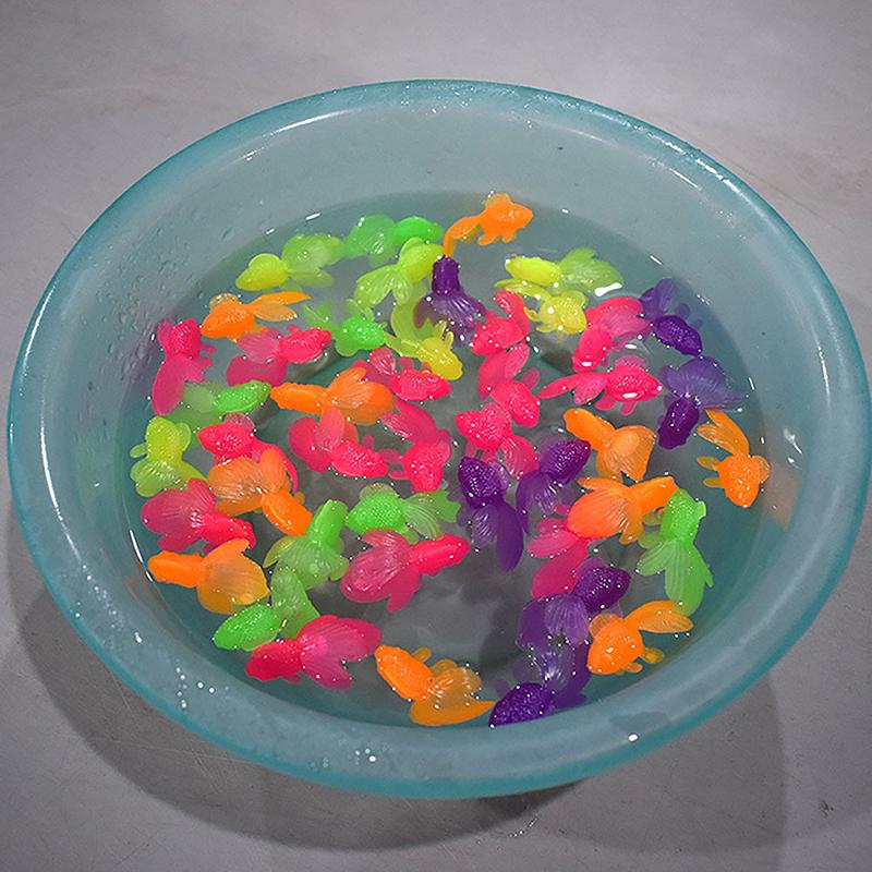 10Pcs Children Water Play Beach Gifts Simulation Goldfish Model Colorful Soft Rubber Small Fish Baby Bath Toys