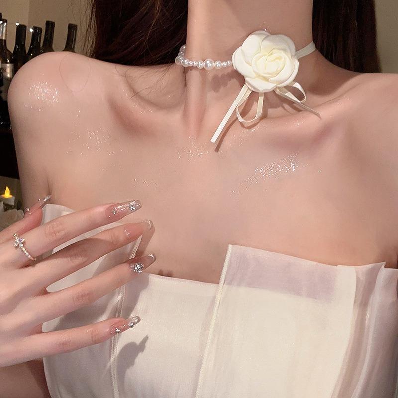 Camellia Flower Pearl Collar Necklace Women's Neckband Pendant Lockbone Chain Binding Strap Necktie Flower Accessory