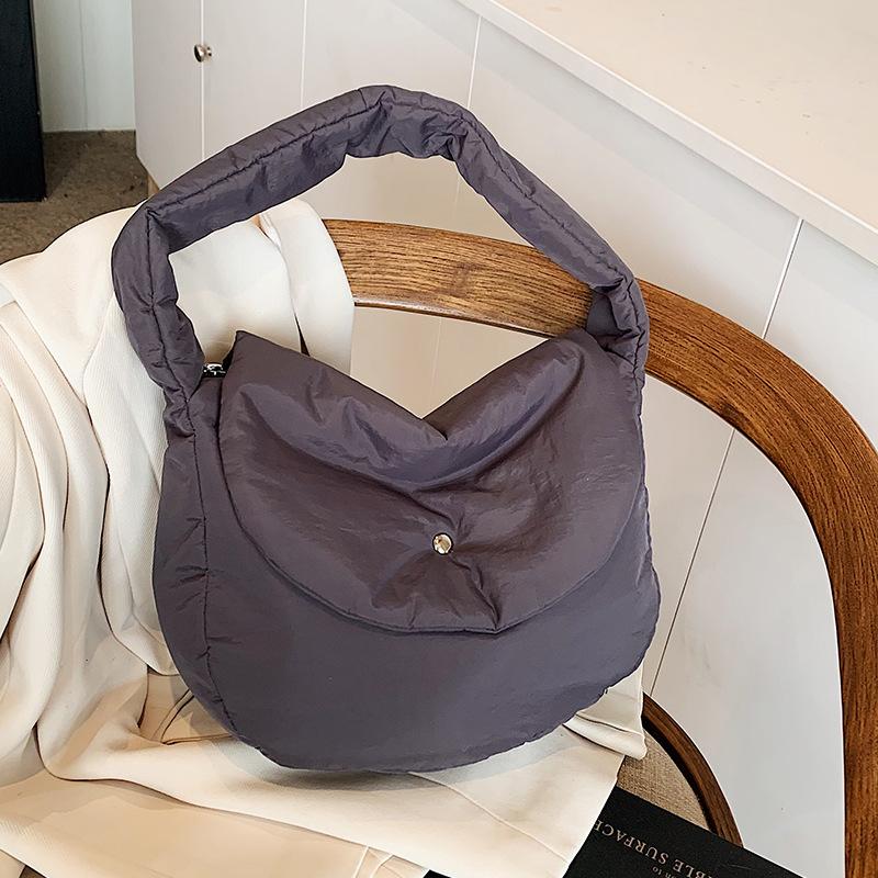 

This year s popular cotton clothes bag women s 2025 new shoulder handbag women s ins fashionable versatile shoulder handbag серый