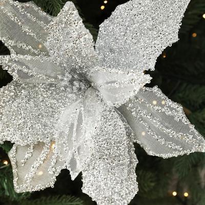 Domácí výzdoba – Dekorativní květiny a věnce