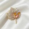 Hollow Maple Leaf Brooch for Women, High-end Exquisite Pin, Daily Wear, Elegant Suit, High-end Welcome Accessory