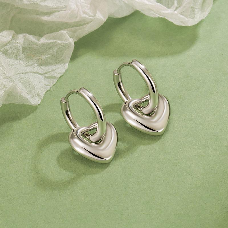 New Fashion Heart Pendant Hoop Earrings for Women Golden Removable Love Design Ear Buckle Jewelry Gifts