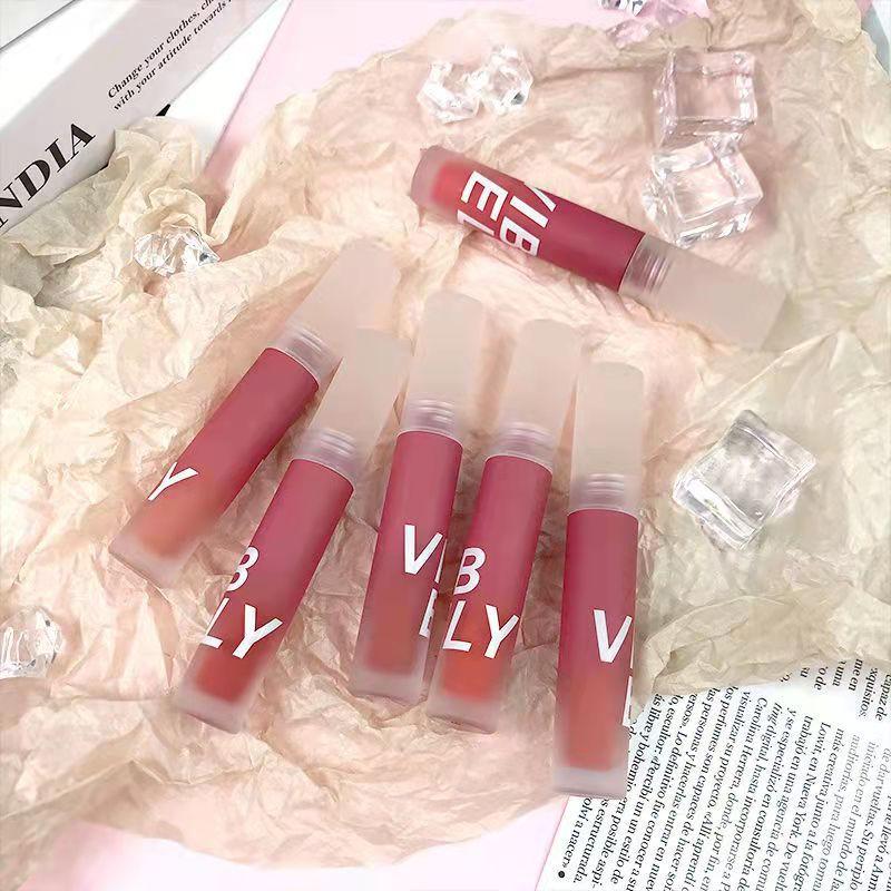 VIBELY Fumo Leggero Opaco Velluto Opaco Lip Slush Impermeabile Lunga Durata Lucidalabbra Bianco