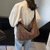 Large-capacity plaid tote bag women's autumn and winter new literary and leisure shoulder messenger bag commuter bag