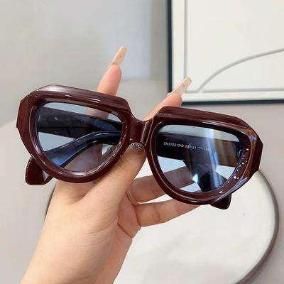 Luxurious Retro Square Sunglasses Women Men Vintage Female Male Geometric Fashion Glasses Trendy Frame