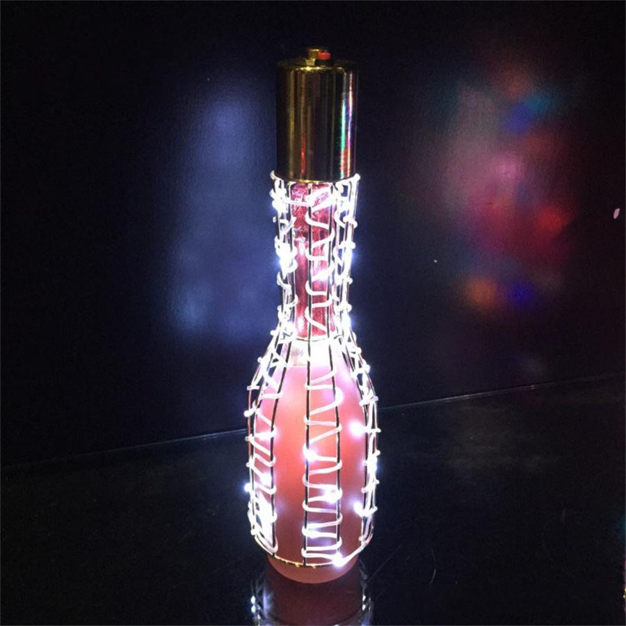 Aluminiumlegierung Wiederaufladbarer blinkender Glow Wine Stick LED Champagnerflasche Wunderkerzen Stick Strobe Baton für Bar Club Decor