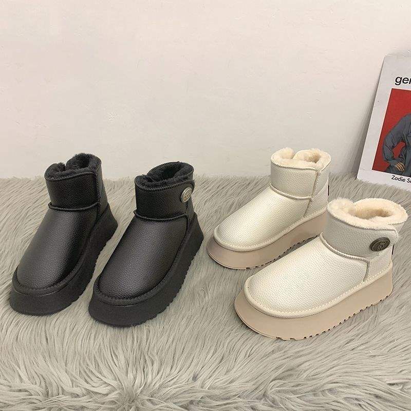 Snow boots women's thick-soled super soft muffin 2025 new piled thickened waterproof and non-slip fur integrated bread short boots