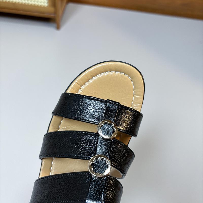 2024 New Summer Slope Heel Thick Sole Sandals and Slippers with Metal Decoration, One Word with Mom Beach Shoes