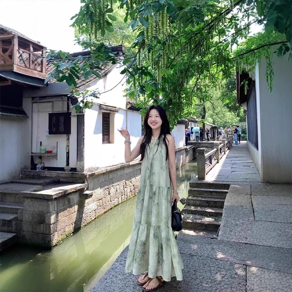 Summer 2025 Green Halter Frog Button Dress - Sleeveless, Loose Tea Length National Style