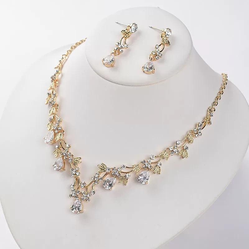 Fashion Simple Water Drop Crystal Rhinestone Necklace Earrings For Women Wedding Dress Accessories Light Luxury Jewelry Sets