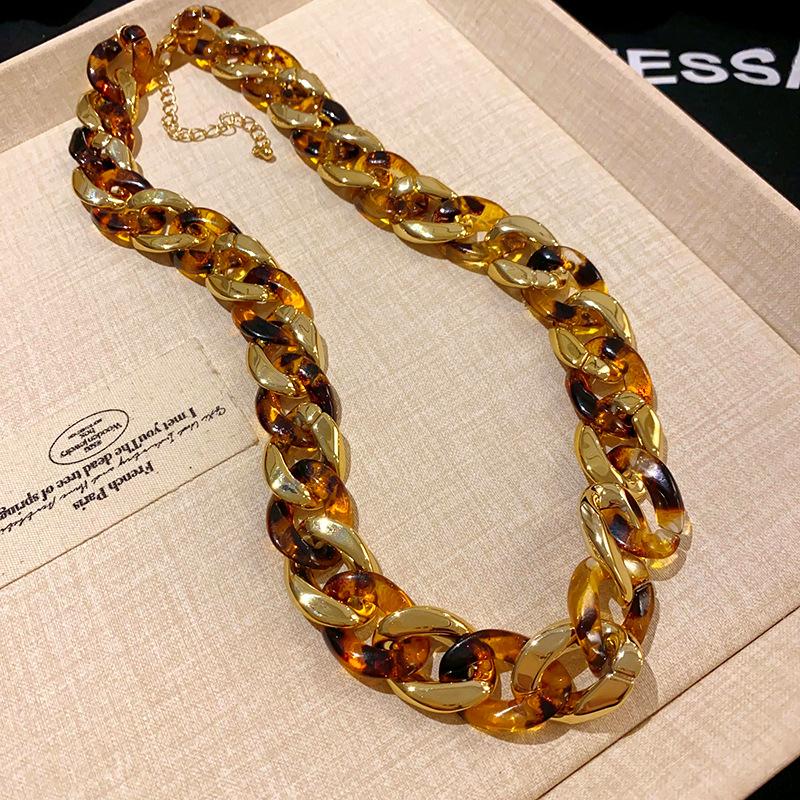 Geometric Chain Leopard Print Necklace Autumn and Winter Simple High-end Clavicle Chain Personalized Retro Fashion Temperament Jewelry