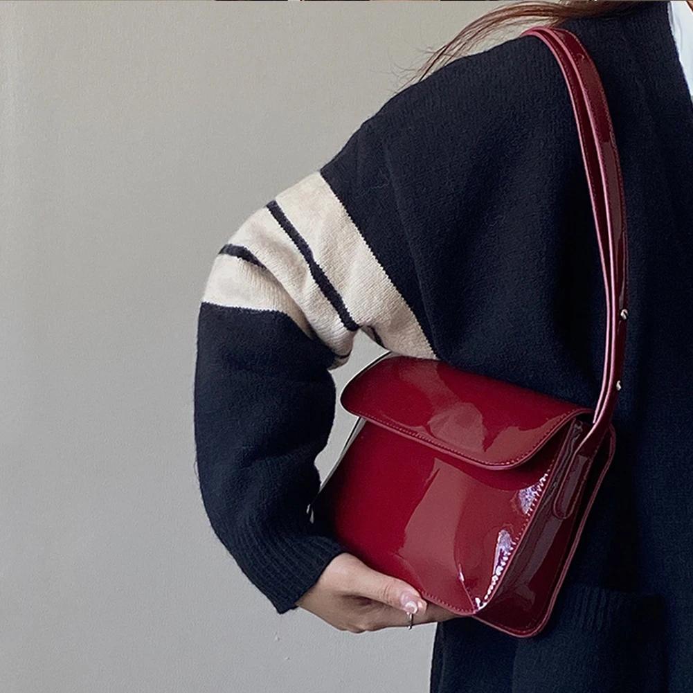 Retro Patent Leather Women Shoulder Bag Luxury Flap Satchel Solid Color Small Square Bag Classic Red Crossbody Bag Armpit Purses