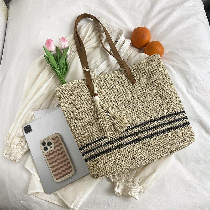 Summer New Woven Bag Women's Casual Commuting Shoulder Bag Handbag Fashionable Tote Bag