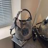Bolsa Transversal de Couro Retrô de Alta Qualidade 2025 para Mulheres - Bolsa de Ombro Estilosa e Popular Modelo Balde
