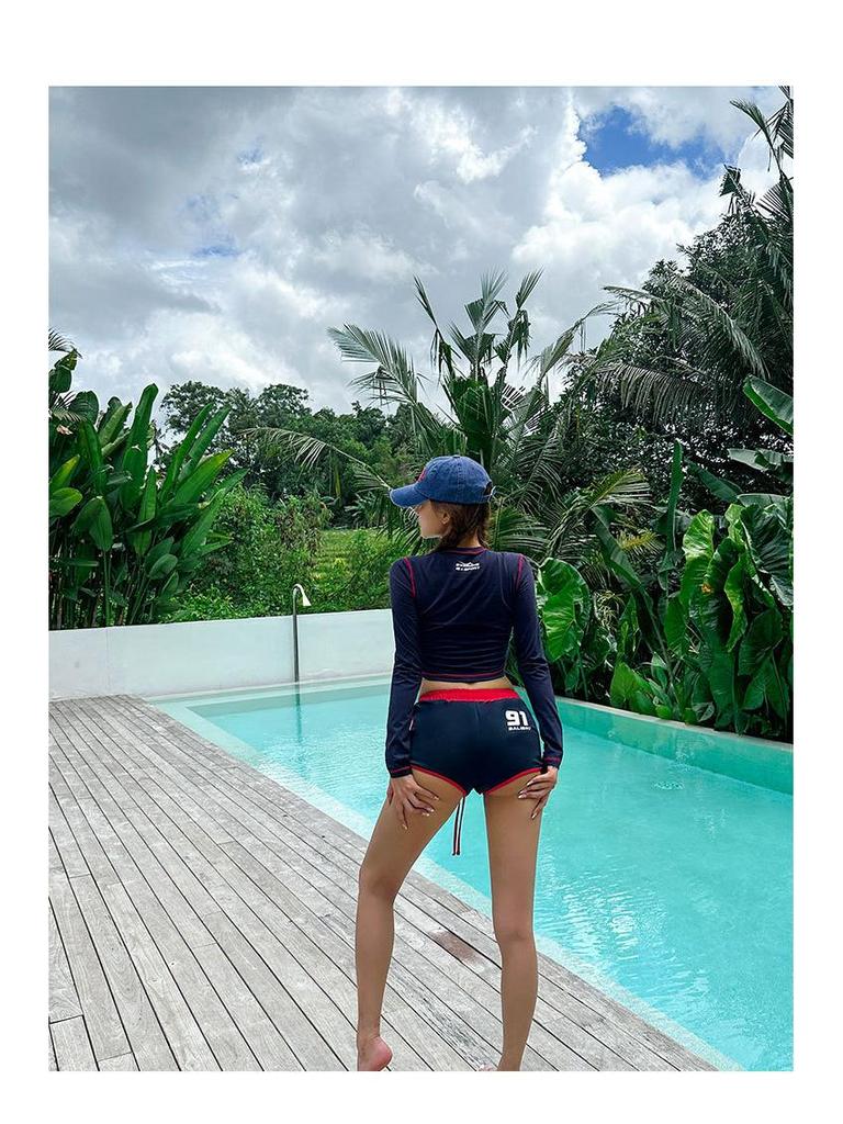 Hot Selling Women's Long Sleeve Swimsuit - Sun Protection, Tummy Control, Sporty & Sexy Style