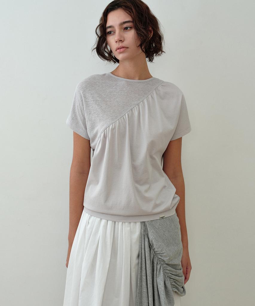 Simeteuligpeosenteu Diagonal Shirring Top / Gray Beige
