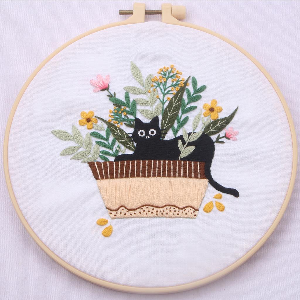 Набор материалов для вышивки своими руками Ленивый черный кот Набор материалов для ручной вышивки