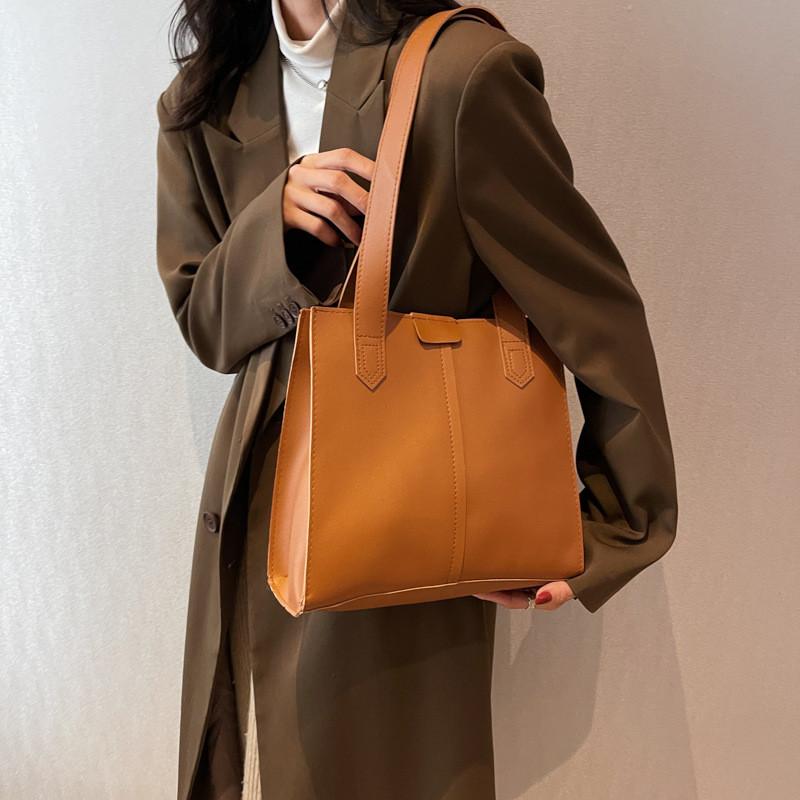 Trendy And Chic Pu Leather Mini Tote Bag For Women Large Capacity Handbag 2023