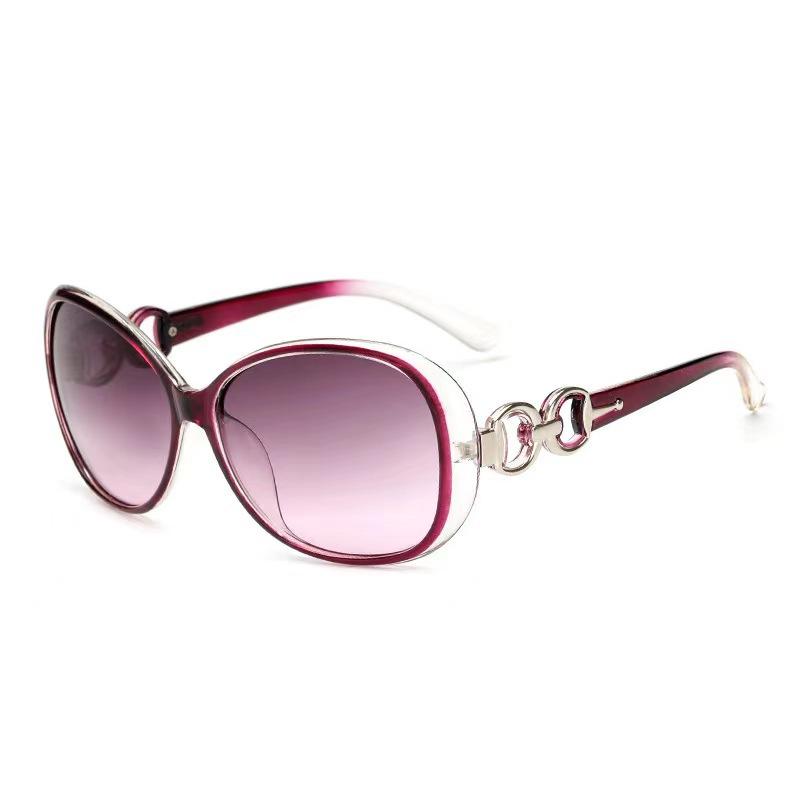 New Large Frames Square Sunglasses Female's Designer Fashion Sun Spectacles Female Outdoor Travel Eye Spectacles UV 400 Protection Oculos De Sol