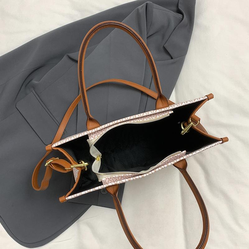 New high-end fashion letter tote bag portable shoulder crossbody trendy women's bag