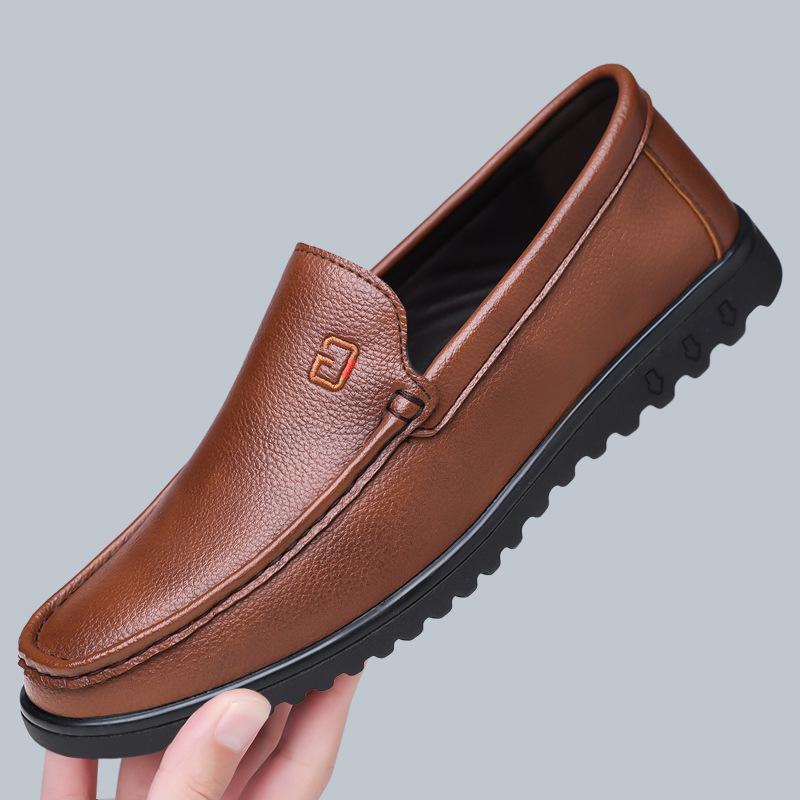 Fashion 2025 Spring Autumn Soft Leather Shoes for Men Fashion Casual Solid Color Light Loafers Male British Style New Designer Shies Man