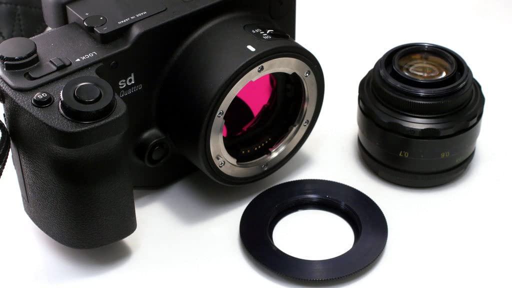 Camera Lens Adapter NinoLite M42 to Sigma SA Mount Black