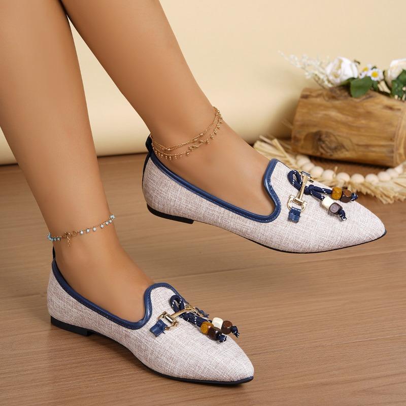 Large size spring and autumn new products fashionable pointed single shoes women's fringed metal buckle flat bottom versatile comfortable foot shoes