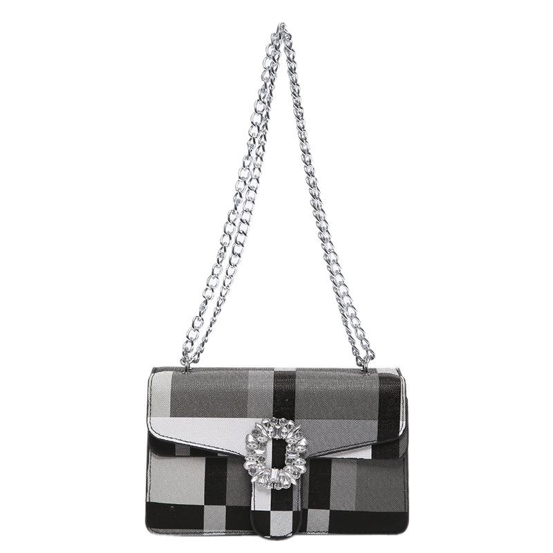 New Summer Personalized Shoulder Bag Fashionable Casual and Beautiful Fashion Bag Female Temperament Crossbody Small Square Bag Trendy