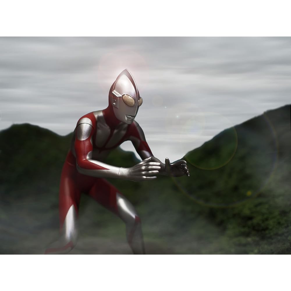 CCP 1/8 Collectible Series Shin Ultraman Ultraman Fighting Pose Ver. with LED Light-Up Gimmick, Approximately 16cm Tall, Pre-painted PVC Soft Vinyl Fi