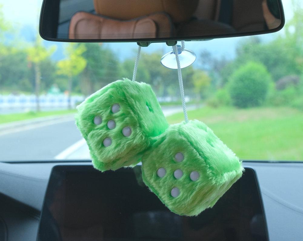 1PC Car Fuzzy Plush Dice with Dots Retro Square Plush Hanging Mirror Fuzzy Dices Kid Toys for Car Interior Ornament Decoration