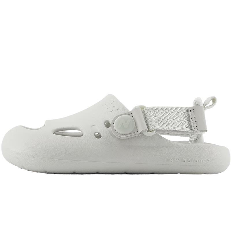 New Balance Kids' K8811 Adjustable Closed-Toe Sport Sandals