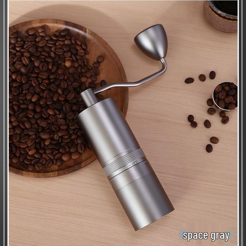 Luxury Conical Burr Hand-Crank Coffee Grinder for Italian Drip Coffee and Hand-Pour Brewing