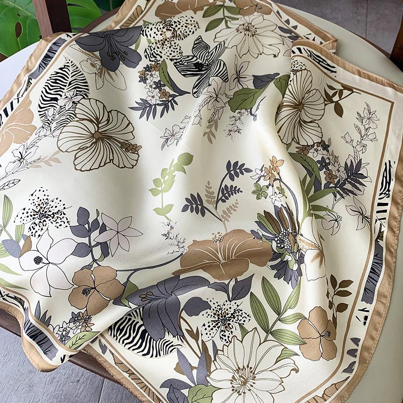 Early spring new flower pattern mulberry silk small silk scarf spot foreign style collarbone decorative scarf scarf scarf scarf