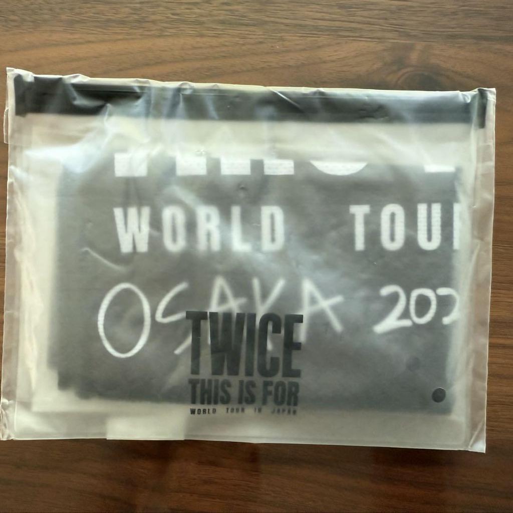 [USED] TWICE THIS IS FOR Upgrade Bonus Goods Neck Pillow and More