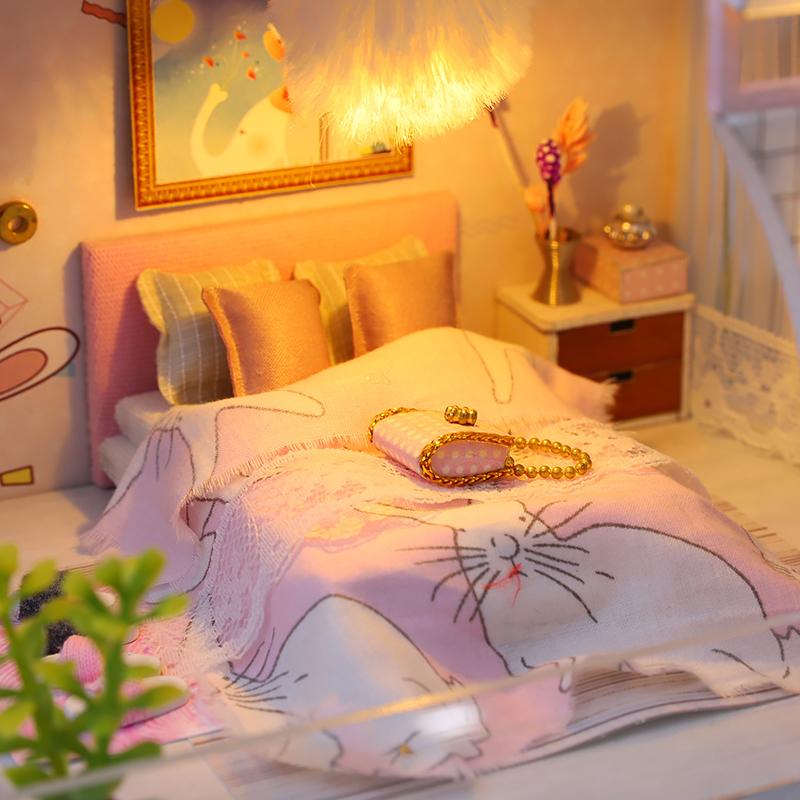 DIY Wooden Mini Doll House 3D Puzzle Small House Kit Assembly Model Building Model Toy Home Decoration With Furniture LED Lights