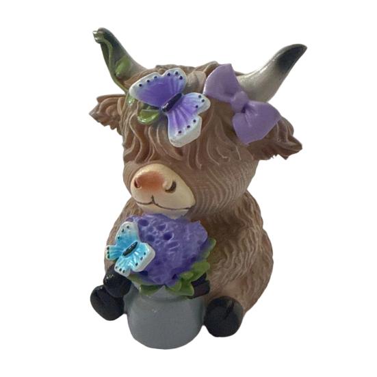 Chic Holiday Presents for Friends Lavender Highland Cow Resin Figurine, Cute Fluffy with Butterfly Bow & Floral Wreath, Pastoral Style Home