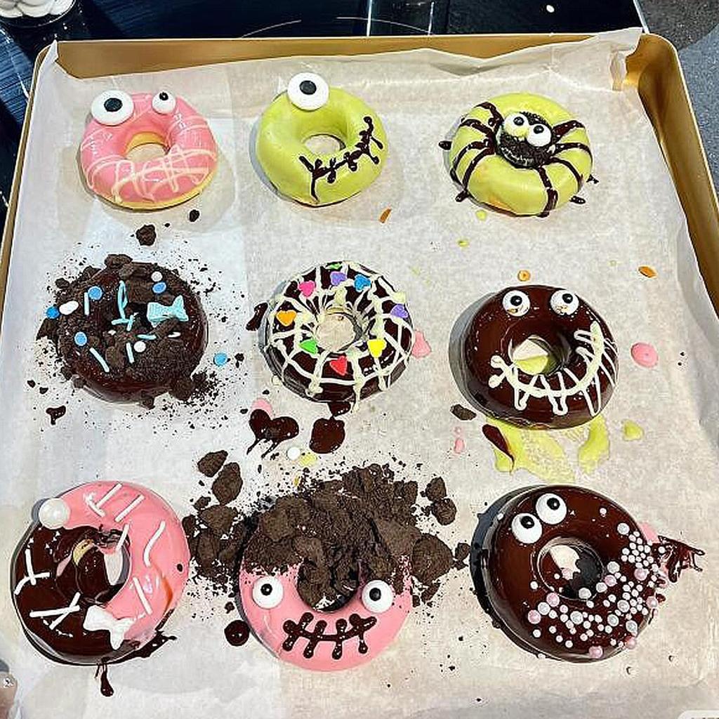 Donut Silicone Chocolate Molds Doughnut Pan Baking Mold Set of 2