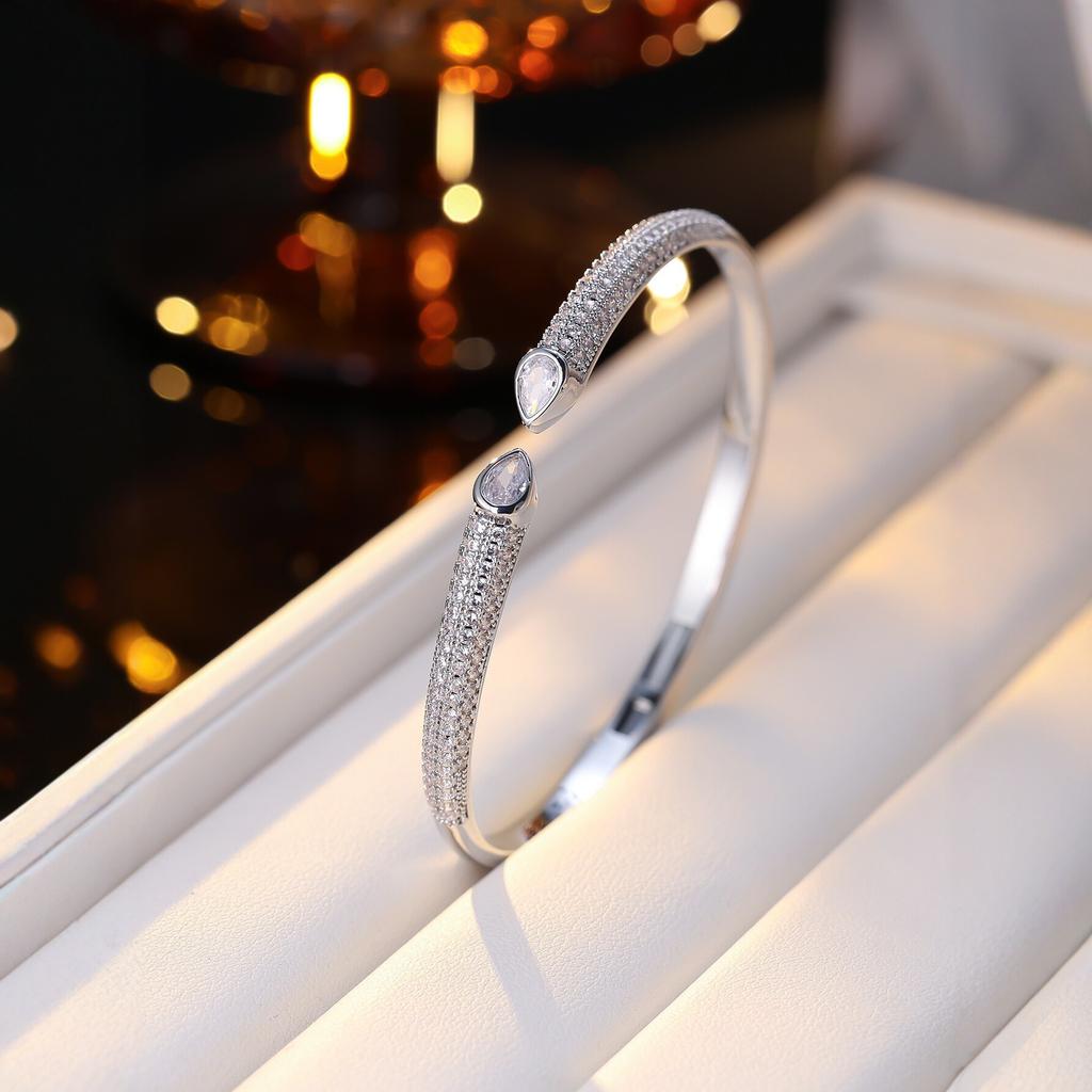 Cool and High-end Symmetrical Water Drop Zircon Open Bracelet for Women, Elegant Accessories
