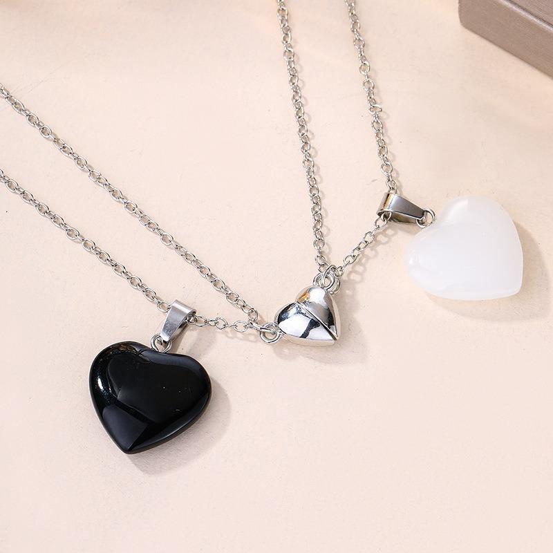 Pearl water drop pendant, multi-layer stacked necklace, women's high-end beaded necklace, niche light luxury jewelry