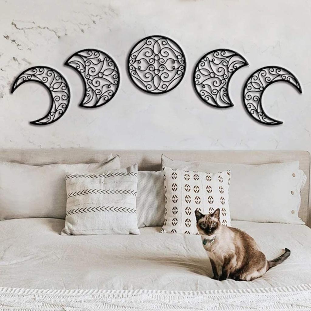 5Pcs Black Wall-mounted 3D Moon Phase Decorations Spiritual Wood Moon Design Natural Nordic Bedroom Adornment for Christmas Gift