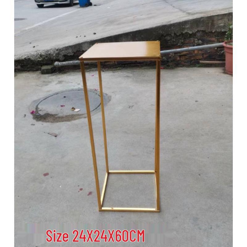 Geometric Square Frame Flower Stand for Weddings - Wrought Iron Artificial Flower Decor