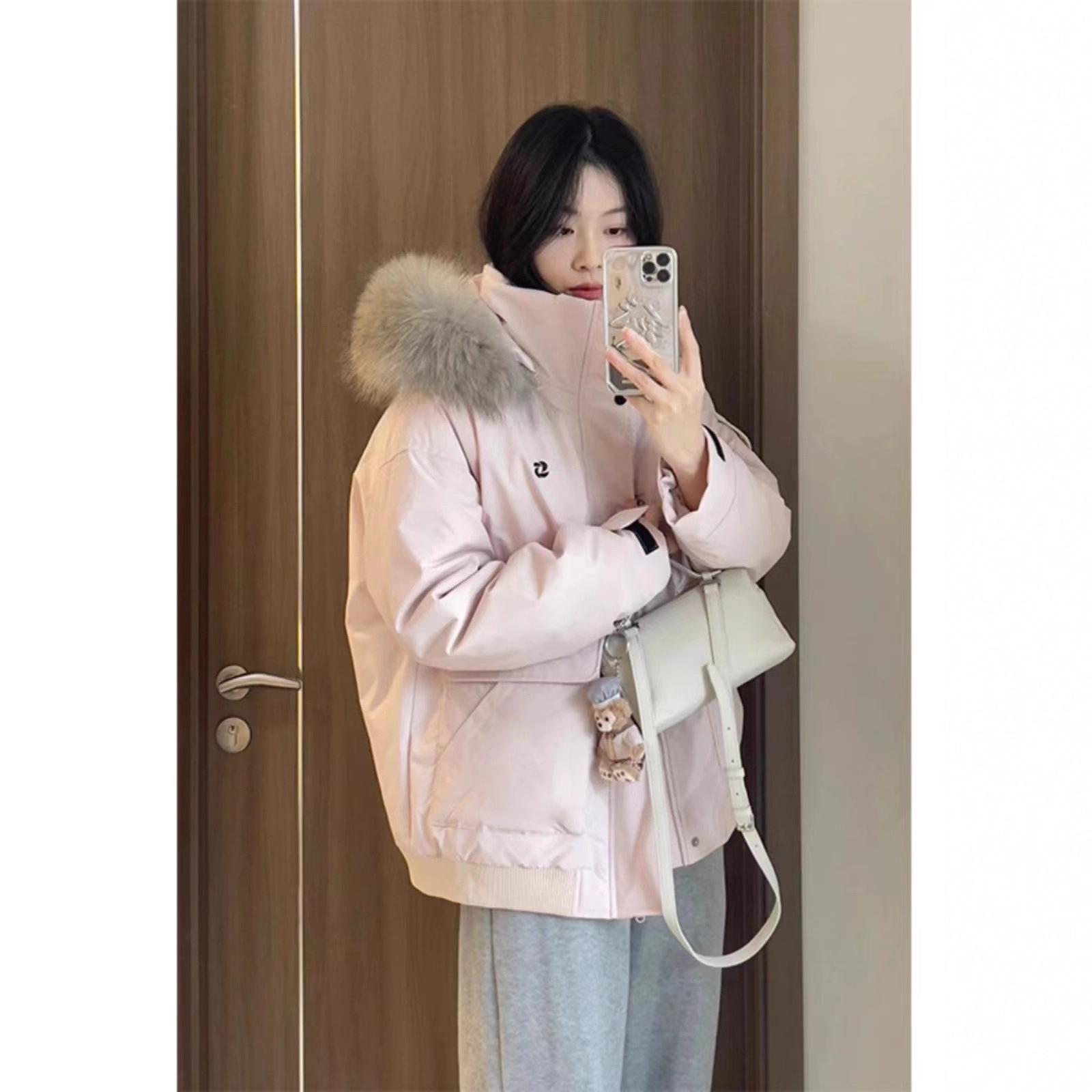 

Большой шерстяной воротник Корейская хлопковая куртка для женщин Короткая зимняя Новая Свободная Рабочая одежда Утепленная хлопковая куртка S розовый