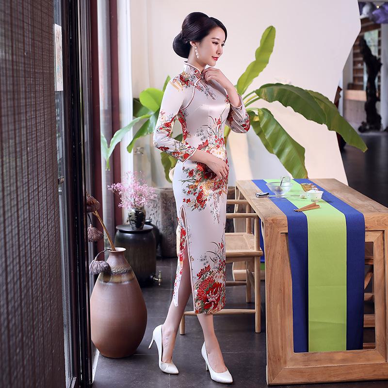 Autumn and winter new cheongsam improved long large size women's clothing middle-aged and elderly performance banquet dress