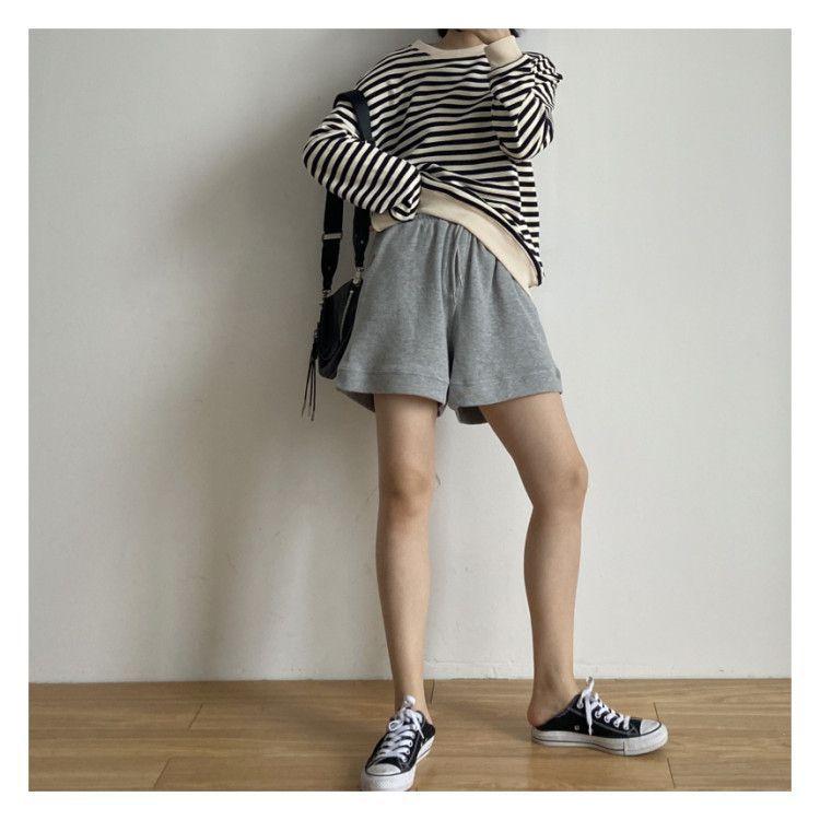 Leisure Athletic Short Pants for Women In Summer Updated Style for Students To Look Slim and Relaxed Fit Five-point A-line Wide-leg Pants