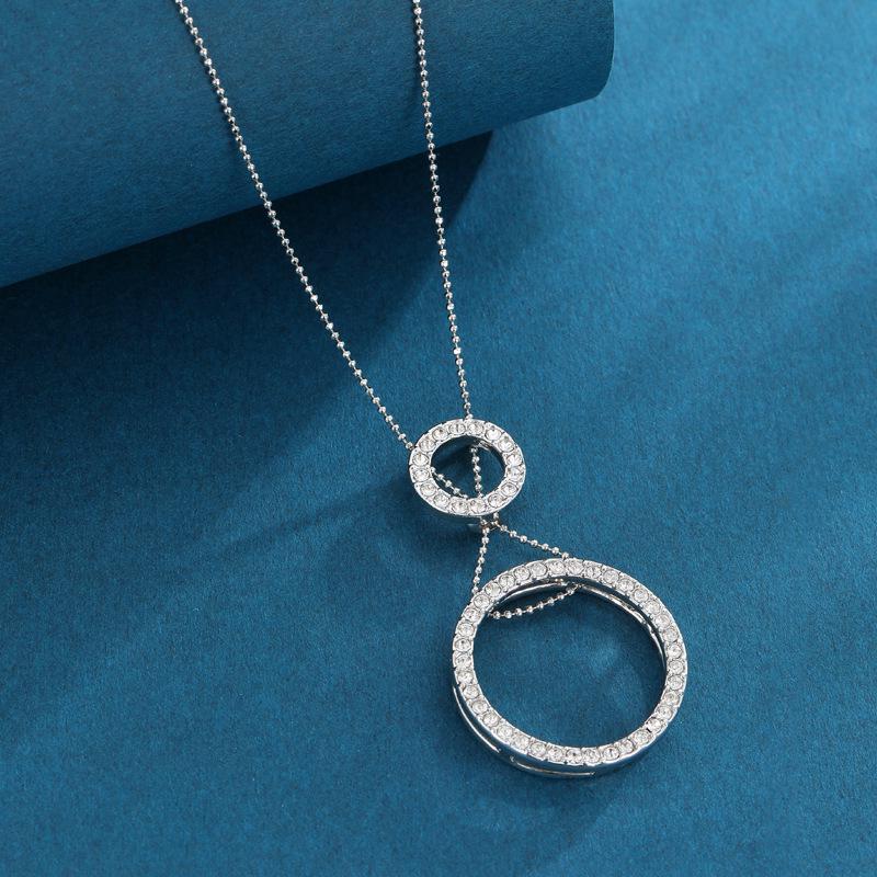 

Adjustable Korean Style Geometric Circle Necklace - Trendy and Versatile